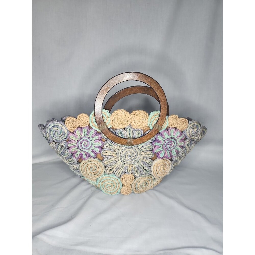 Braided Corn Husk Hand Bag Purse With Dark Wooden Handle Floral Design
